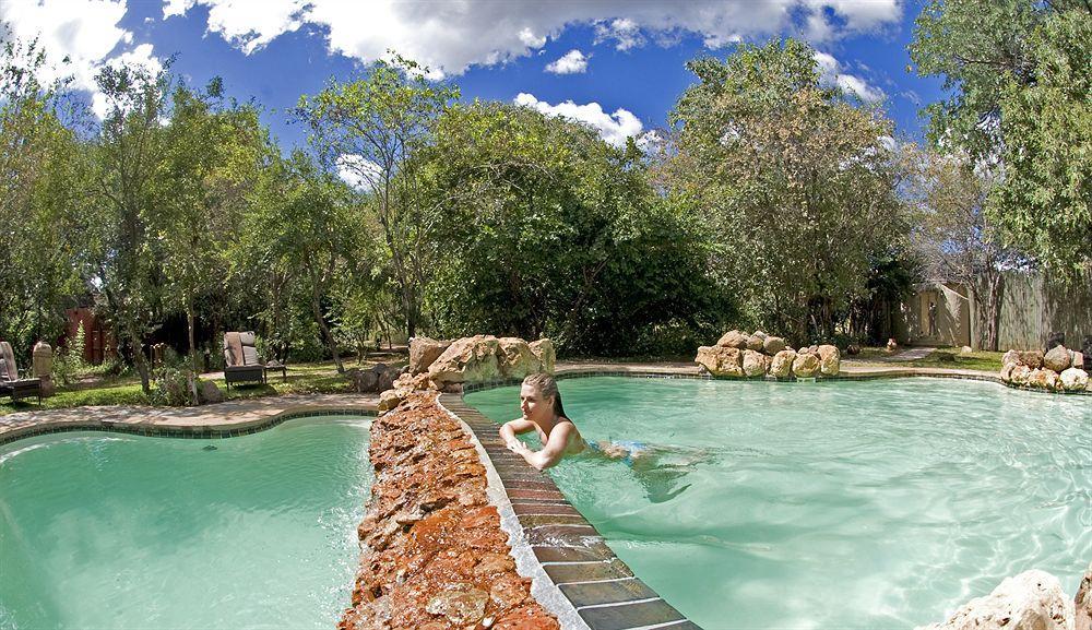 Sanctuary Chobe Chilwero Hotell Kasane Exteriör bild
